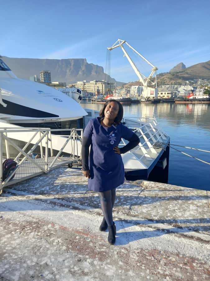Private Full Day Tour to Robben Island and Table Mountain - Price and value: what you are really paying for