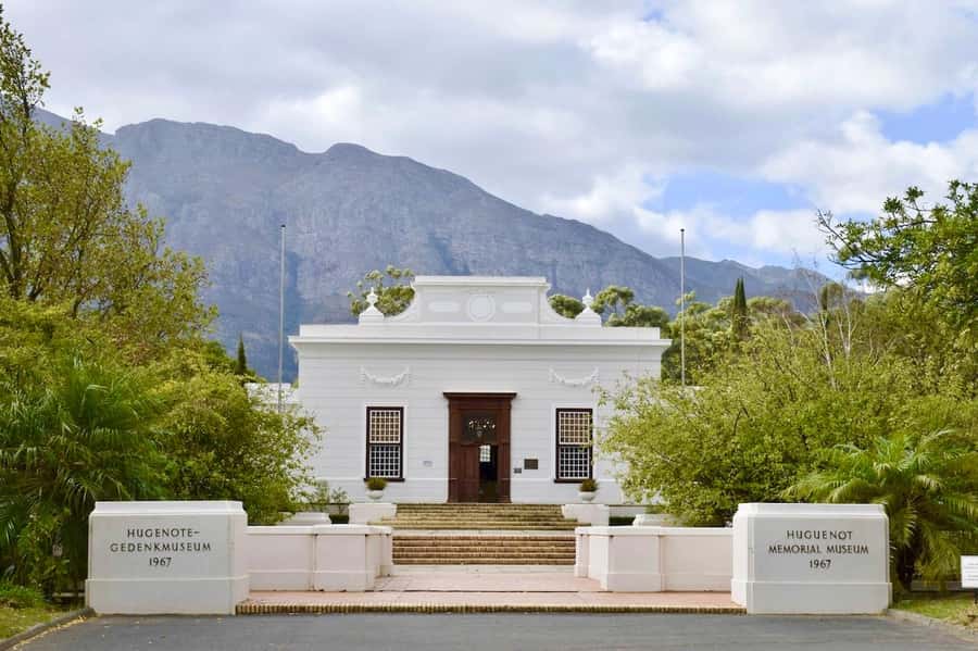 Private Full-Day Winelands Tour in Stellenbosch - Paarl around-town drive: granite views and a quick history snapshot