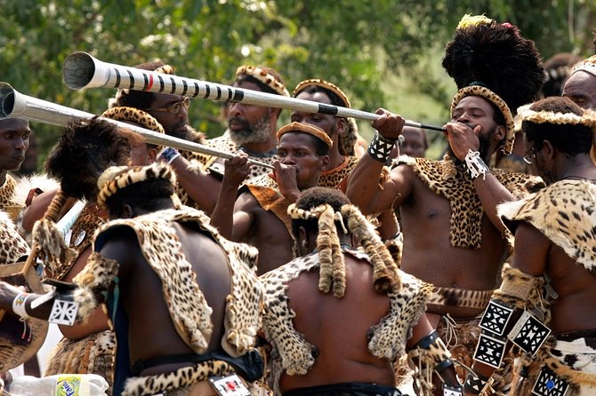 Private Guided Cultural Day Tour of Zulu Village & PheZulu Safari Park - Phezulu Safari Park: your dedicated 1-hour reptile park tour