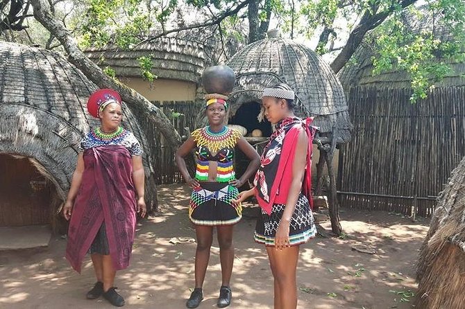 Private Johannesburg Full Day Tour Incl Soweto & Cultural Experience - Lesedi Cultural Village: guided culture tour, dance show, and buffet dinner