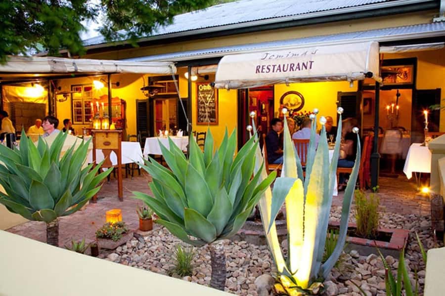 Private Oudtshoorn Full Day Tour - A full-day Oudtshoorn loop with Swartberg Pass views