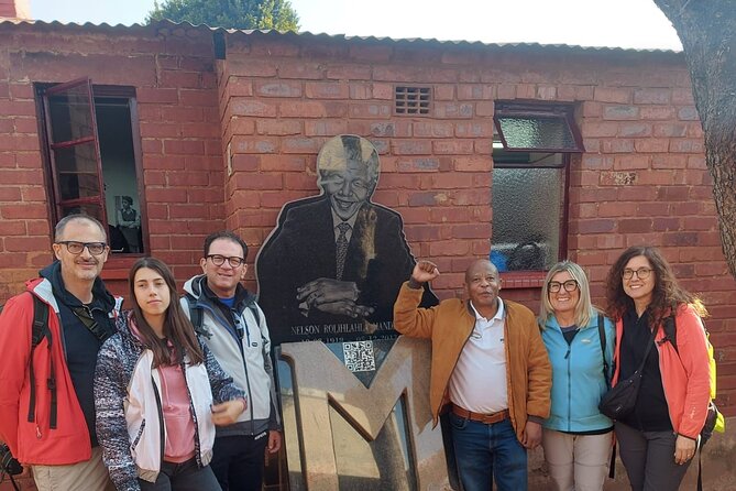 Private Soweto Heritage Tour - Credo Mutwa Cultural Village and the climb to the 360 HD view