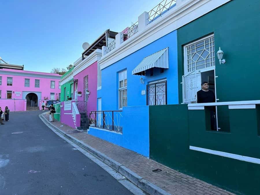 Private Tour: Robben Island, City Tour and Table Mountain - Time management: it is a full day, so plan for focus