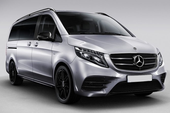 Private Transfer: Tambo Airport JNB to Johannesburg in Luxury Van - From O.R. Tambo to Johannesburg, minus the airport chaos