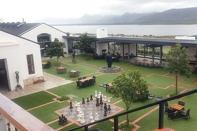 Private Wine tasting Cape Town Wineries Stellenbosch Franschoek Paarl full Day - Private Wine Tasting Cape Town, Stellenbosch, Franschhoek, Paarl: what makes it feel special