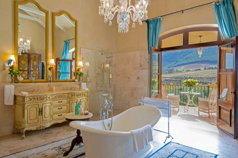 Private Winelands Immersive Experience Full Day - Franschhoek Village: About 1.5 Hours to Eat, Shop, and Taste