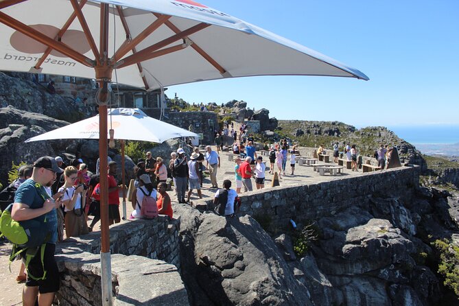 Robben Island Museum Plus Table Mountain National Park & Bo-kaap All Tickets F/d - Bo-Kaap: colorful streets, Malay community culture, and mosque views