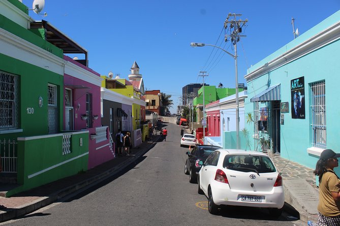 Robben Island Museum, Stellenbosch Wineries plus Ferry Tickets - Small group energy: hearing your guide and keeping the day smooth