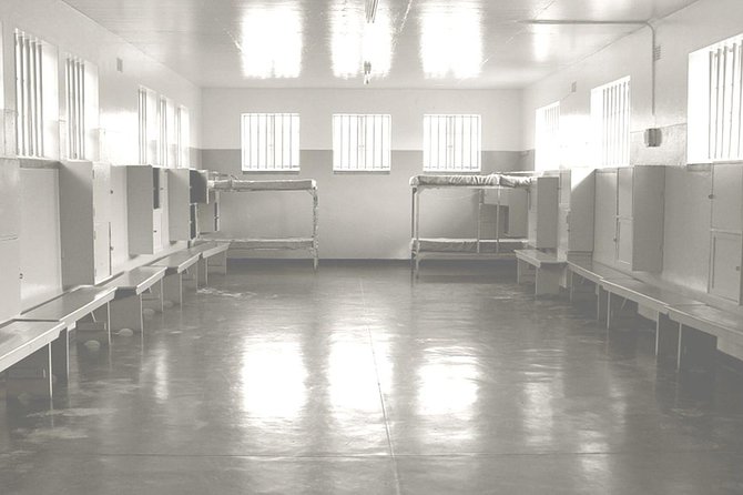 Robben Island Nelson Mandela's Prison Museum and Table Mountain Plus All Tickets - The Cape Town lunch break: how to use your 1 hour 30 minutes well