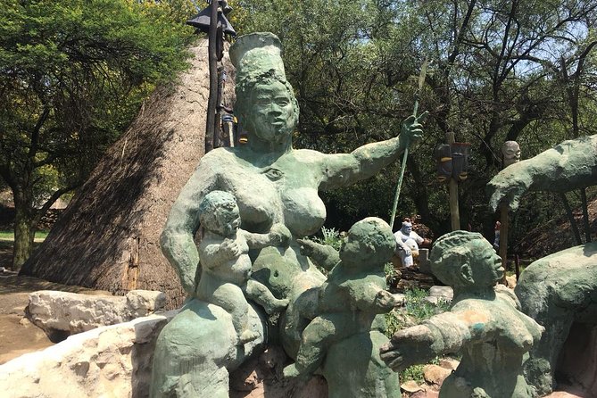 Soweto and Apartheid Museum Tour - Oppenheimer Tower and cultural stops: learning while you travel