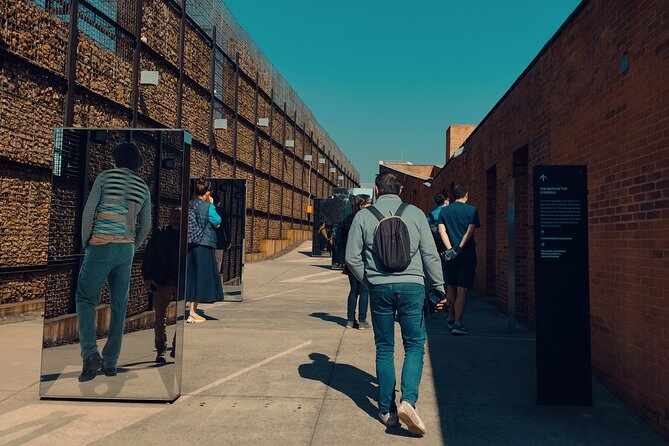 Soweto and Apartheid Museum - Mandela House museum stop: why 20 minutes can matter