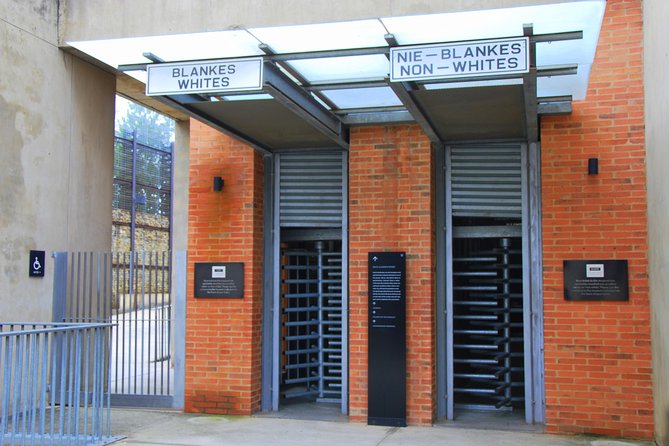 Soweto & Apartheid Museum Tour - How the guide makes the difference, and what to expect