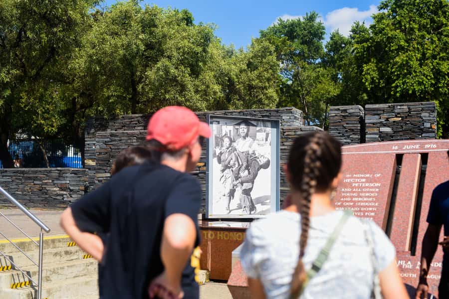 Soweto: Guided Bicycle Tour with Lunch - Meeting at Vilakazi Espresso and getting ready for the ride