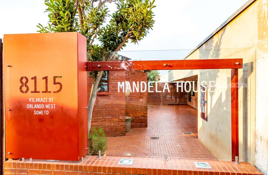 Soweto: Hop-On Hop-Off Bus, City Tour and Apartheid Museum - Johannesburg hop-on hop-off stops you should prioritize