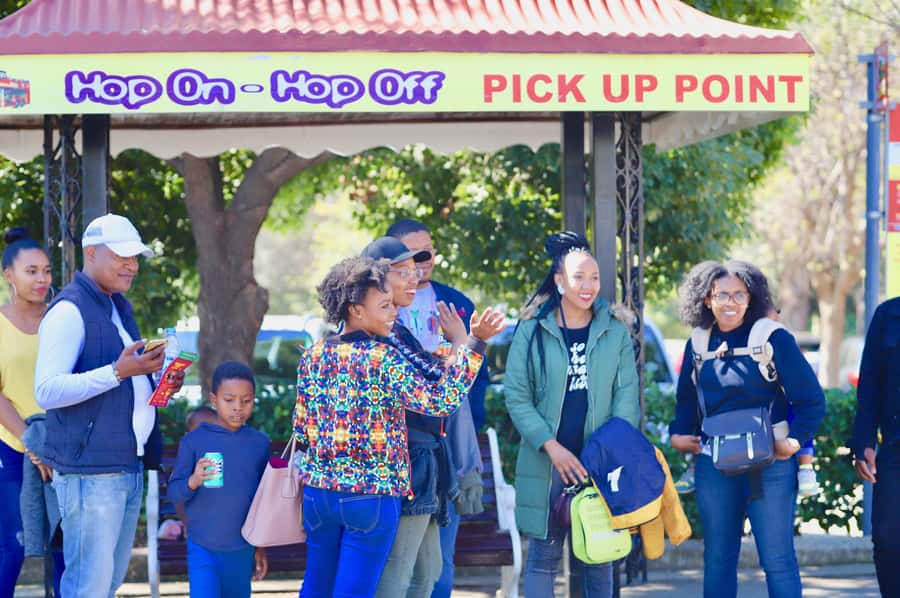 Soweto: Hop-On Hop-Off Bus, City Tour and Apartheid Museum - Guide quality and what the best moments look like