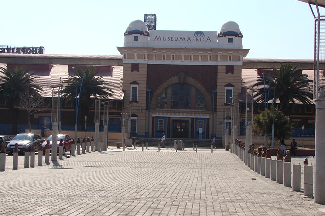 Soweto & Johannesburg And Apartheid Museum Private - Driving through Johannesburg streets gives you the setting