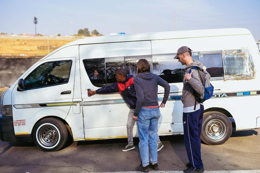Soweto: Walking Tour with a Local Guide and Lunch - Minibus taxi to Orlando East and the Soweto Towers payoff
