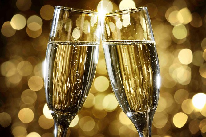 SPARKLING Sensation - Private Stellenbosch Bubbly tour - Stop 3: Villiera’s nougat pairing, plus a look at how MCC happens