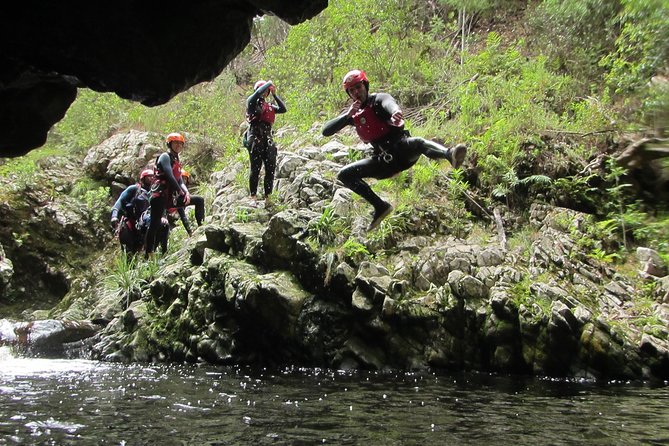 Standard Canyoning Trip in The Crags, South Africa - Price and time: value for a 3-hour adrenaline circuit