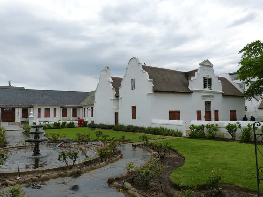 Stellenbosch: Guided Historical Walking Tour - The $18 value: what you get in 90 minutes