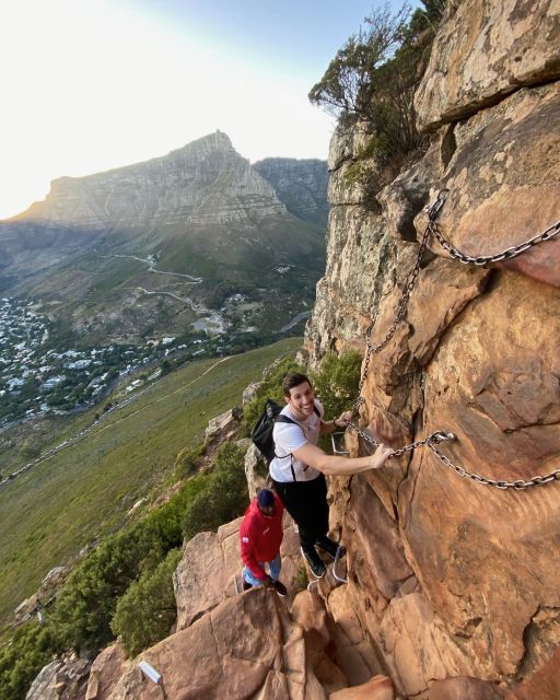 Sunrise & Sunset Lion's Head Hike + Hotel Pick-Up - How the guide changes the whole feel of the hike
