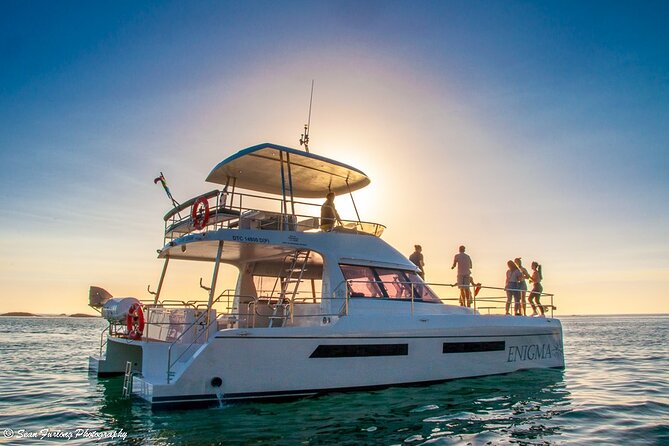 Sunset Champagne Cruise from Cape Town - The 90-Minute Flow from V&A Waterfront to Open Water