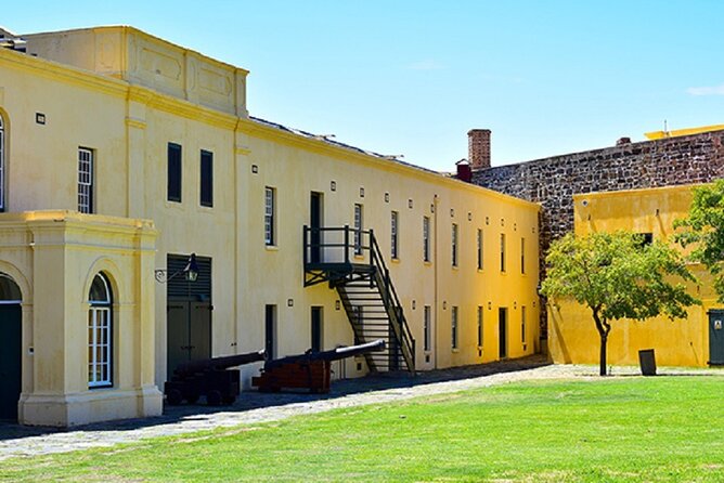 Table Mountain and Cape Town City Half-Day Trip - Bo-Kaap on Signal Hill: the neighborhood where Cape Malay history shows up