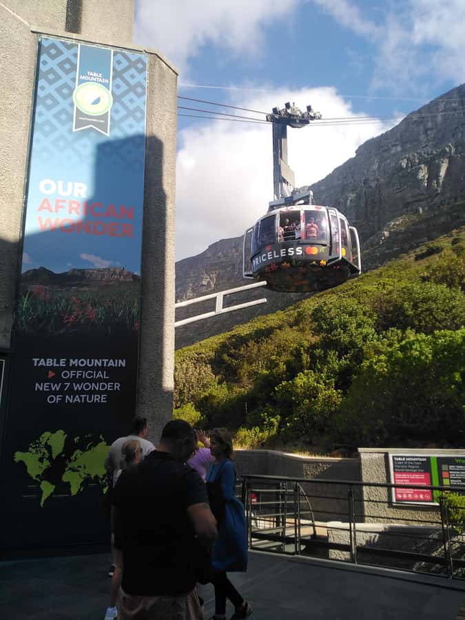 TABLE MOUNTAIN CABLE CAR EXPERIENCE WITH RESERVED TICKETS - Key things to know before you go