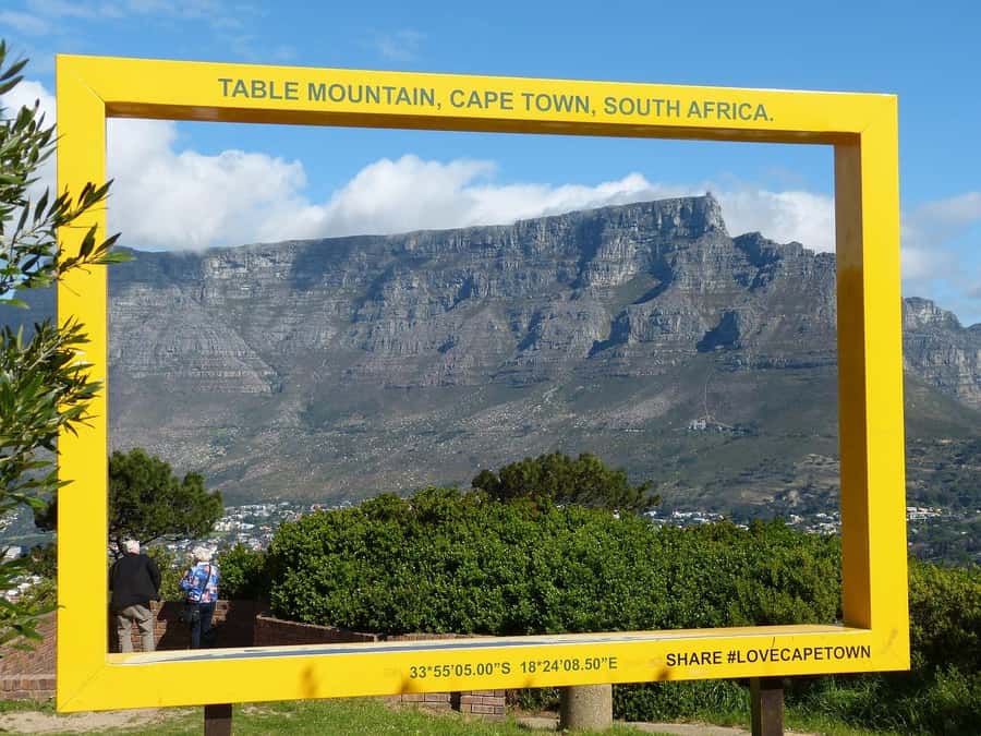 Table Mountain Cable Car Ticket with Transfer - Getting from Cape Town City Centre to the Cableway, the easy way