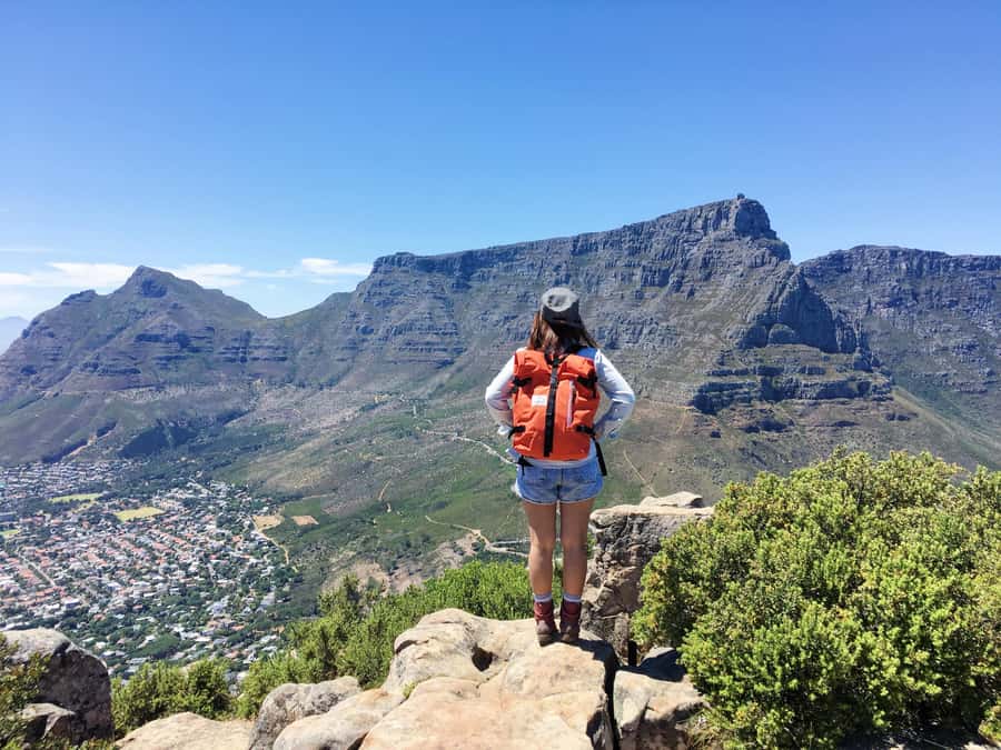 Table Mountain & Cape Town City Half Day Guided Tour - Adderley Street: Colonial-Era Charm with Masonry and Sculpture