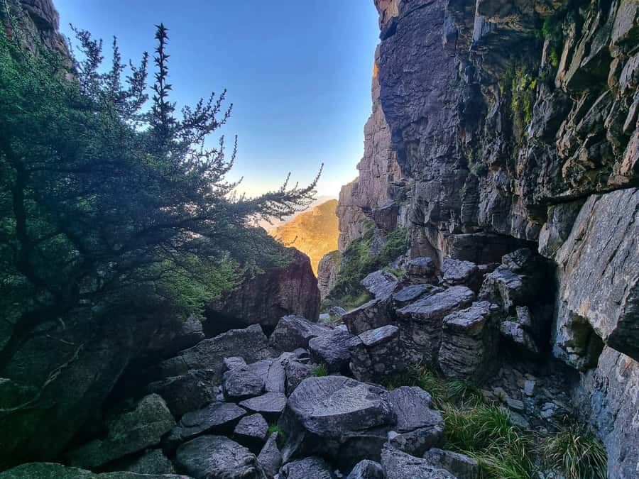 Table Mountain Group Hike - Solo Travelers welcome - What to bring so you feel strong instead of stuck