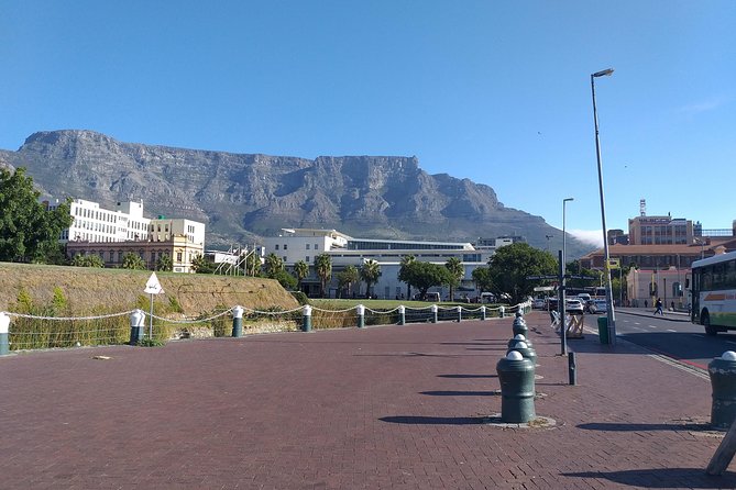 Table Mountain, Penguins, Cape of good hope and Stellenbosch tour - Bo-Kaap First Stop: Colorful Streets With Real Context