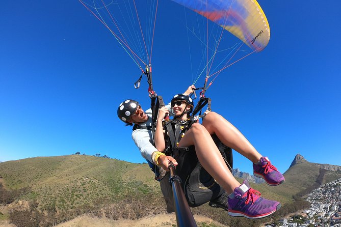 Tandem Paragliding in Cape Town - What you see in the air: Table Mountain, Lion’s Head, and the coast