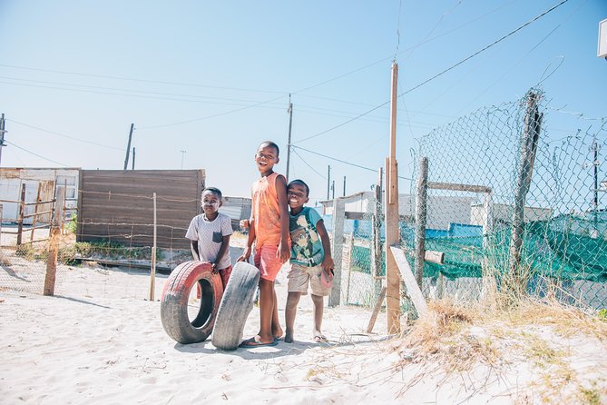 Township Tour District 6 Museum Robben Island drop off at hotel - The handoff back to the Waterfront: lunch options and why timing matters