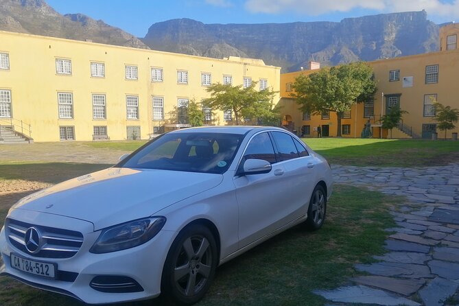 Vehicle Hire Full Day 10Hour Chauffeur Drive Cape Town to 15 PAX - Key things that make this chauffeur day work
