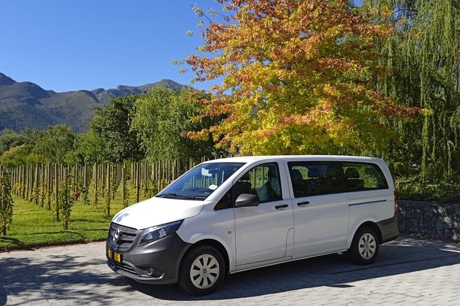 Vehicle Hire Full Day 10Hour Chauffeur Drive Cape Town to 15 PAX - A 10-hour Cape Town chauffeur, built for flexible days