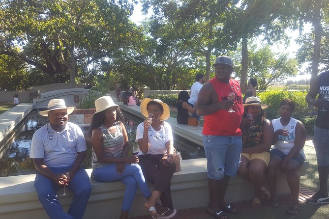 Visit Constantia Wineries + Muzenberg Noordhoek Beaches F/D - A one-day loop from Constantia to the Atlantic coast