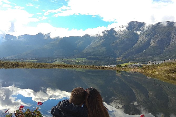 Wine Tour to Stellenbosch & Franschhoek with Tastings & Lunch - Stellenbosch town centre hour: the classic Winelands walk at the end